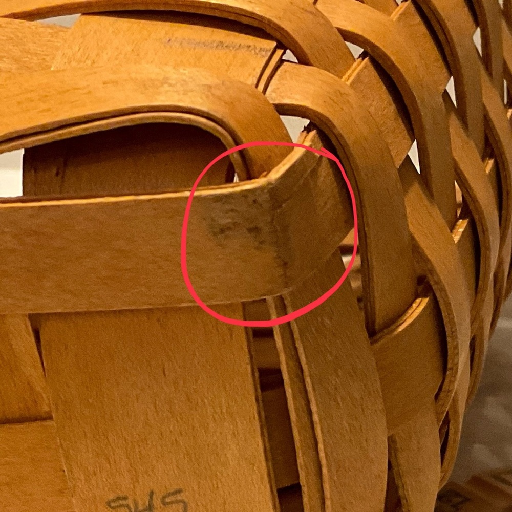 Vintage Longaberger Large Key Basket - Signed and Dated 1999 - Picture 15 of 16